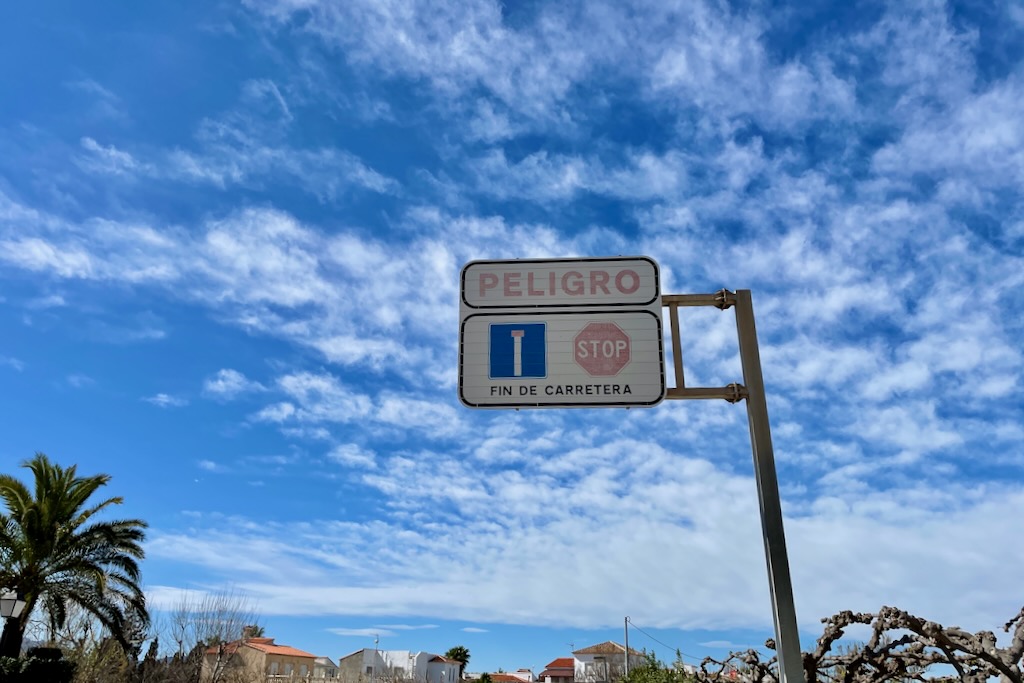 Straßenschild Fin de Carretera