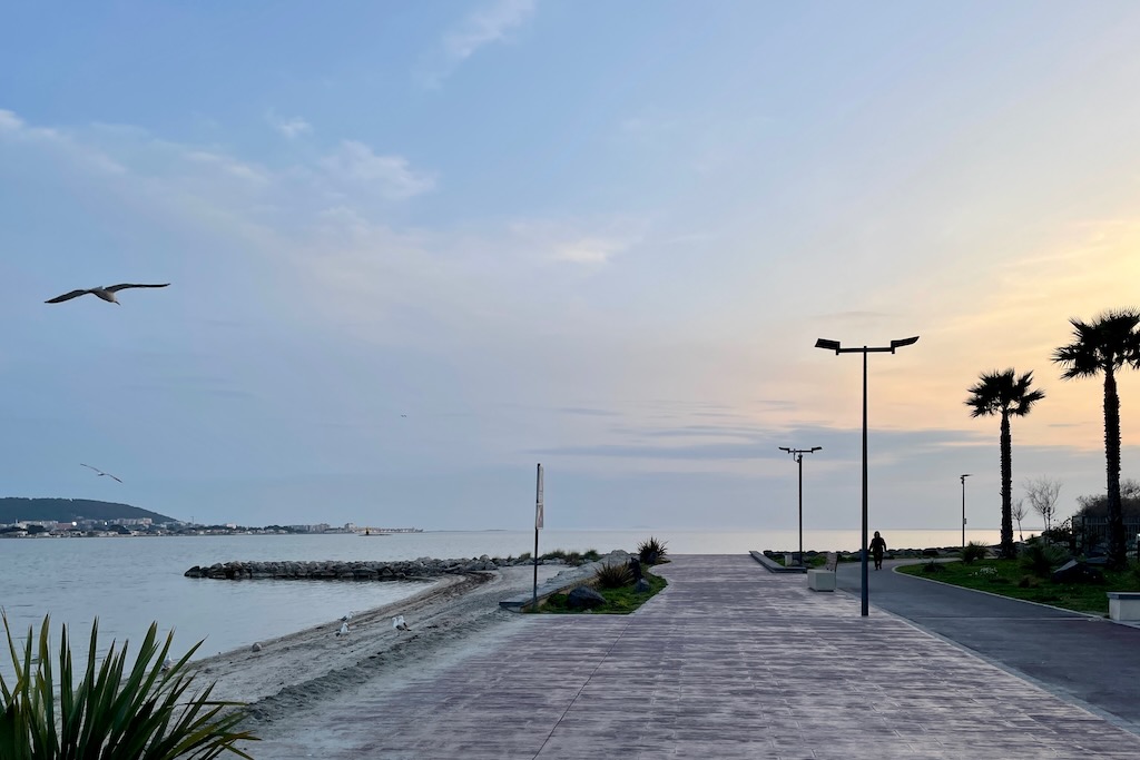 Sonnenuntergang am Strand von Balaruc