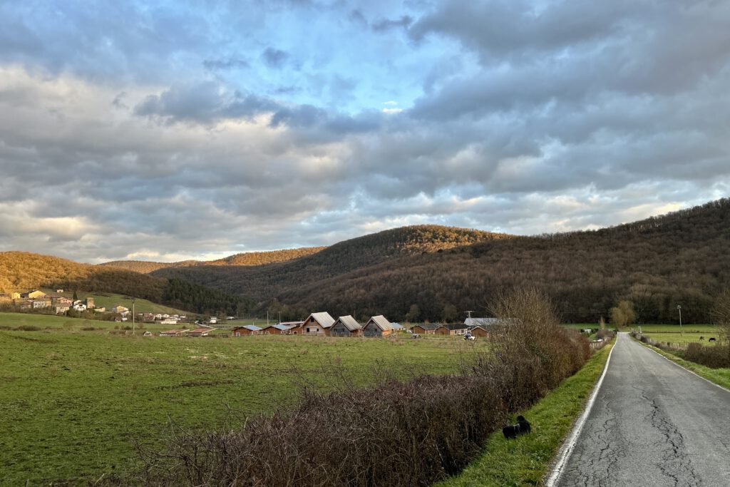 Blick auf den Campingplatz Izarpe