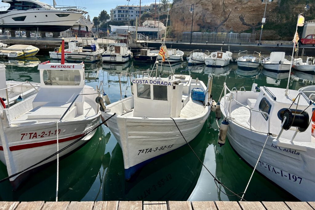 Boote im Hafen von l‘Ametlla de Mar