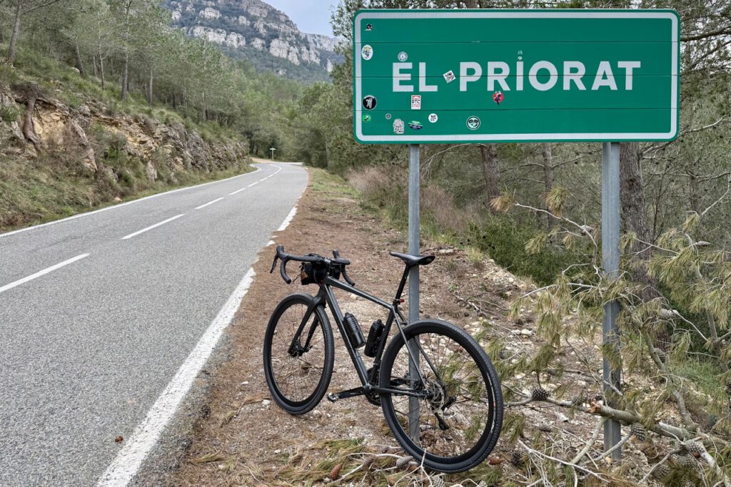 Hinweisschild am Übergang zu Priorat